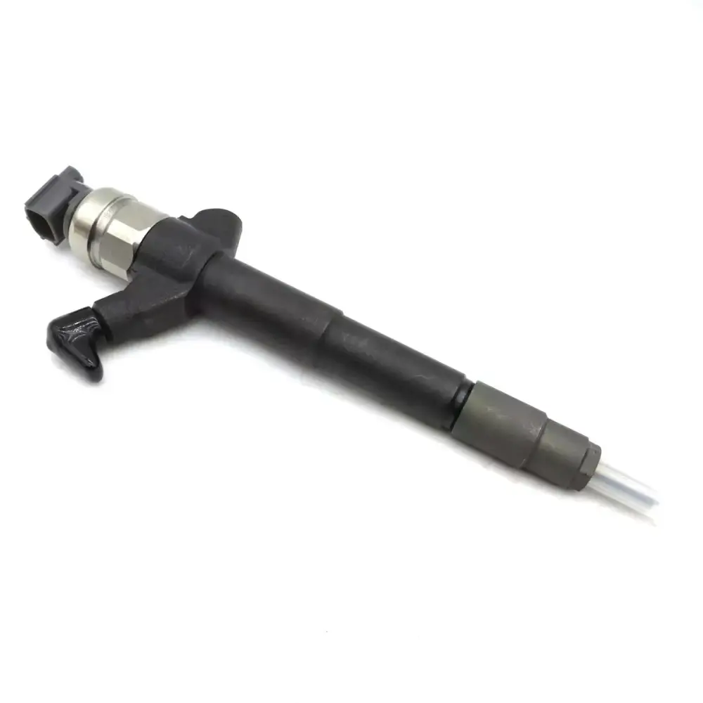 Fuel Injector 295050-0560 1465A351 for Mitsubishi Pajero Montero 4M41 Engine — фото 1