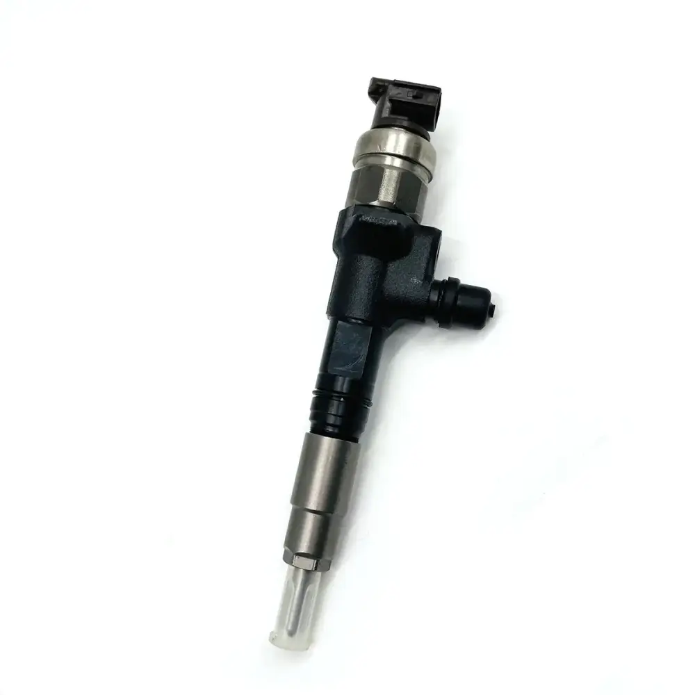 Fuel Injector 1J784-53051 for Kubota M7 Series Engine — фото 1